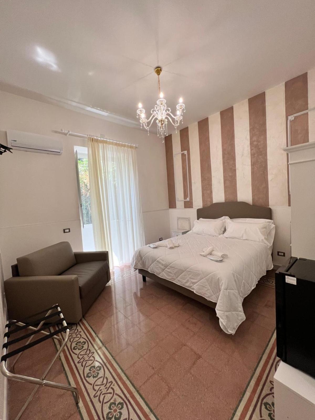 Aragona House Hotel Палермо Екстериор снимка